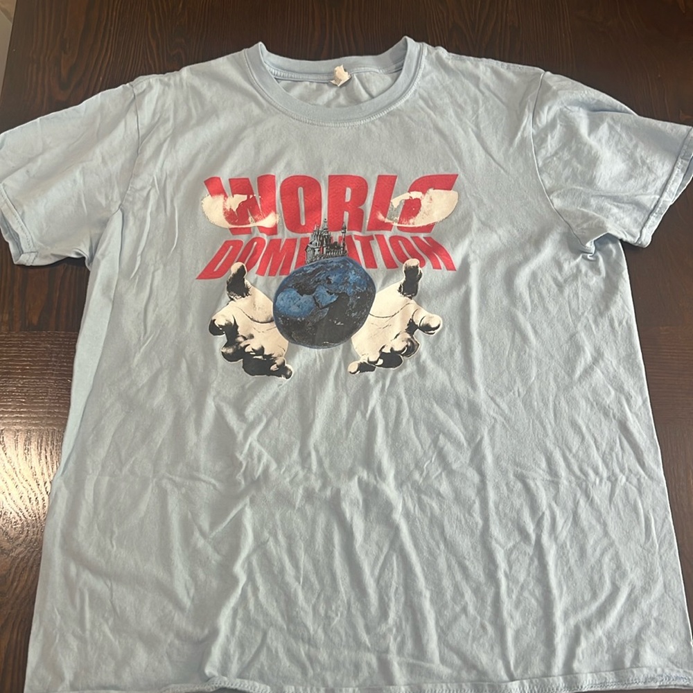 Graphic tee